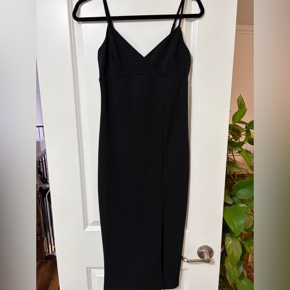 Dynamite v-neck bodycon midi cami dress black size small - Picture 2 of 12